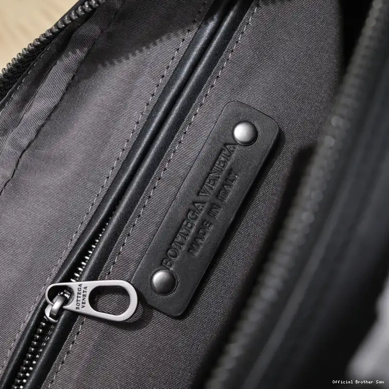 Official Brother Sam Veneta Bags 2409YA0040 Bottega 0726
